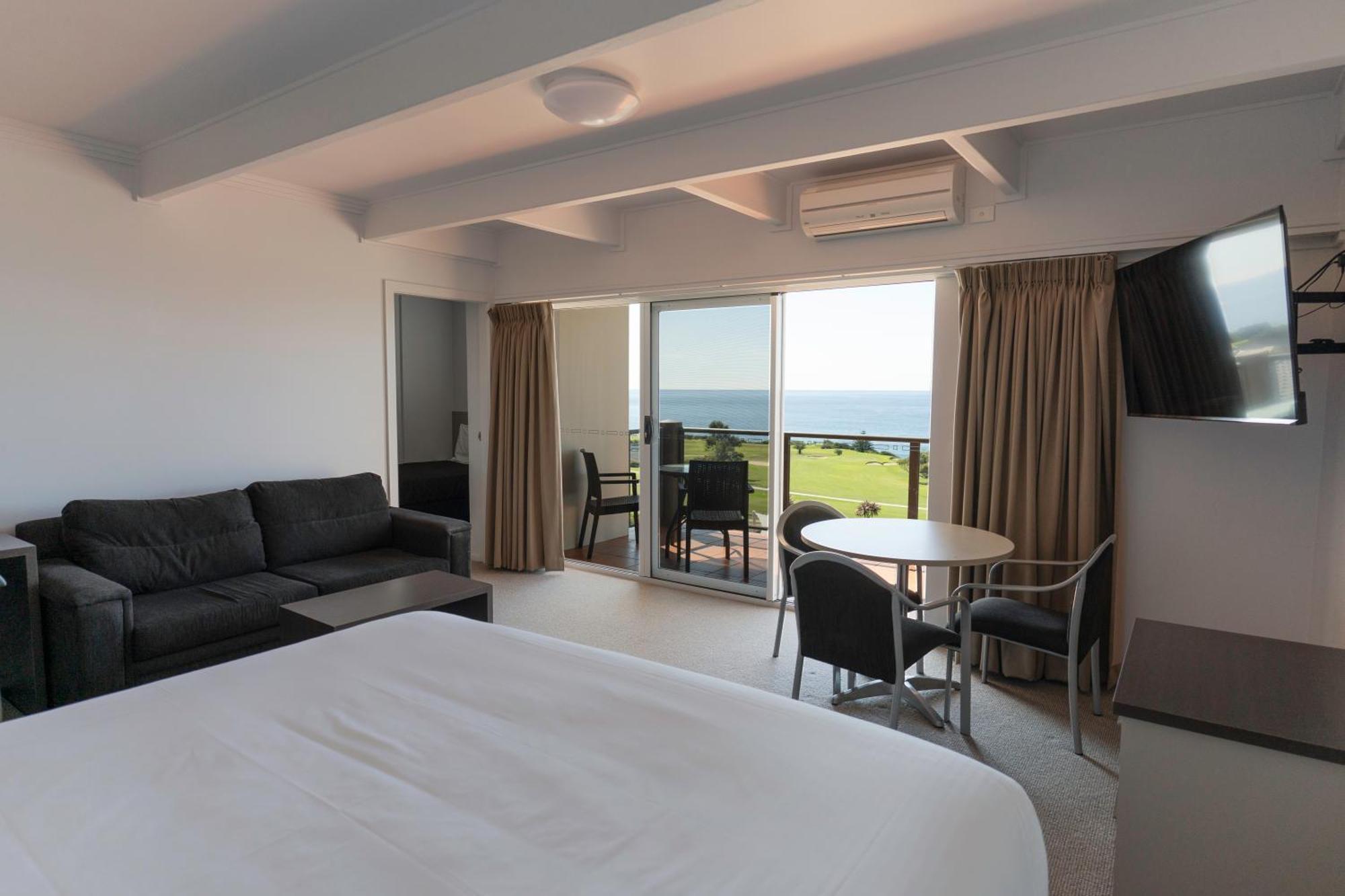 Amooran Oceanside Apartments And Motel Narooma Exterior foto