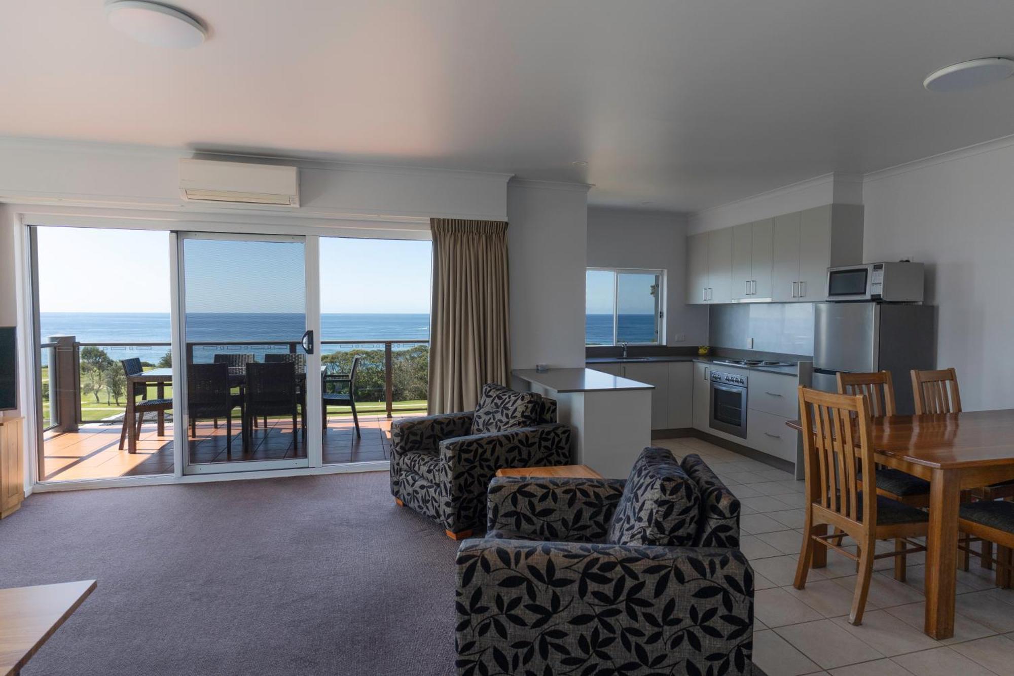 Amooran Oceanside Apartments And Motel Narooma Exterior foto