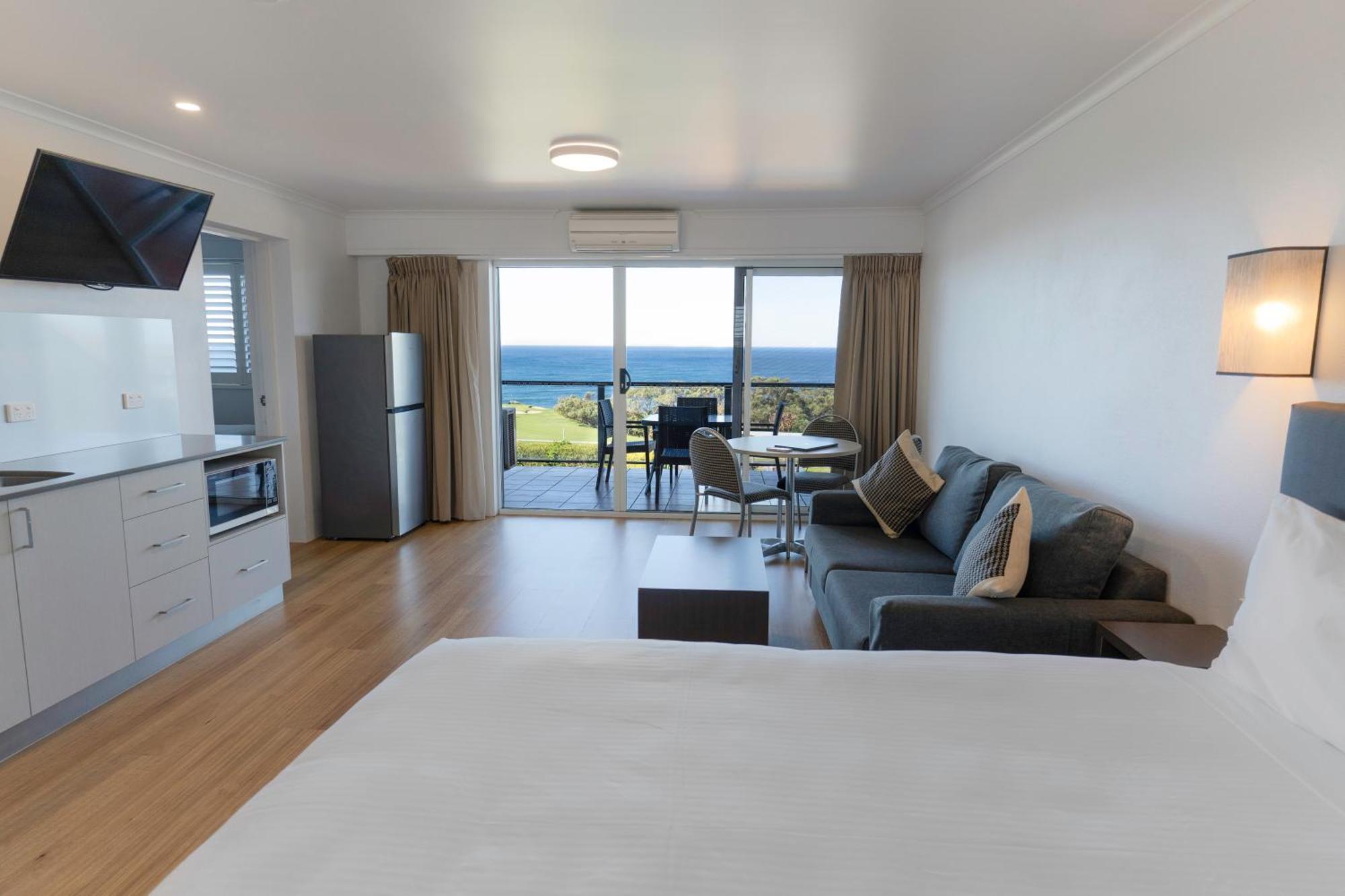 Amooran Oceanside Apartments And Motel Narooma Exterior foto
